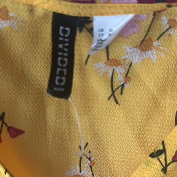DIVIDED H&M Yellow Floral Wrap Dress - Picture 4 of 10